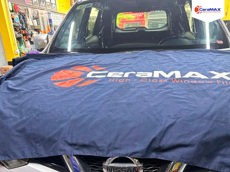 Dán phim cách nhiệt kính lái ô tô | Có nên hay không? Bảng giá & thông số