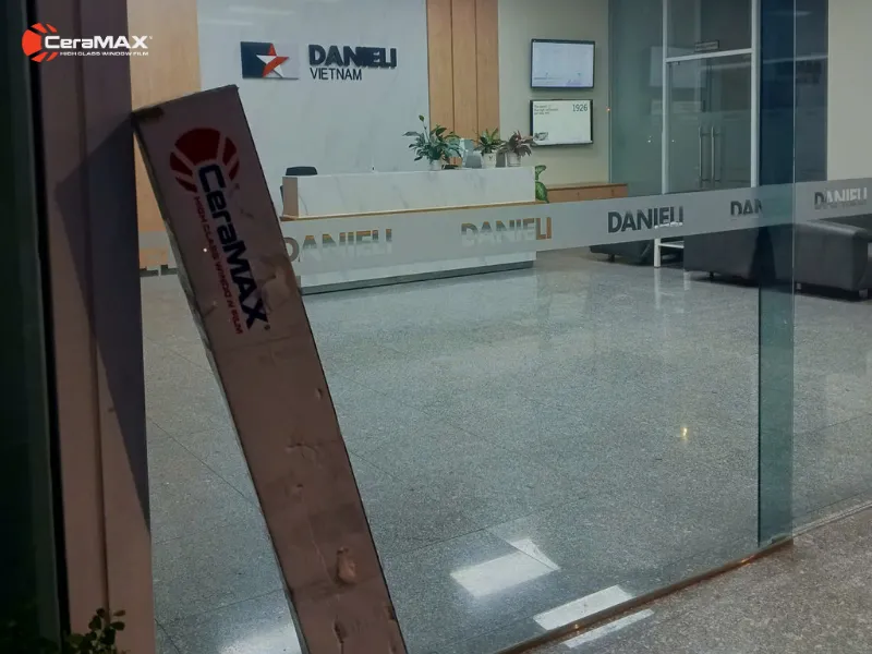 CeraMAX thi công dán phim cách nhiệt cho Danieli Việt Nam